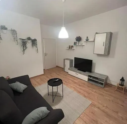 Lichtung - *wlan**netflix**stadion-nah* Leipzig